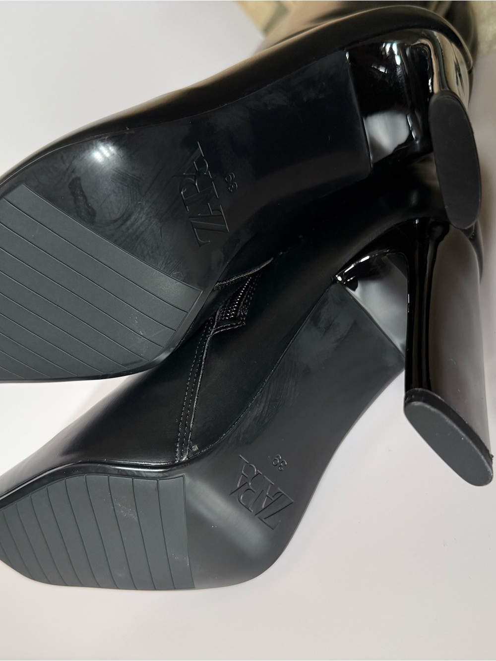 Zara Black Over-the-Knee Stiletto Boots - Picture 4 of 4